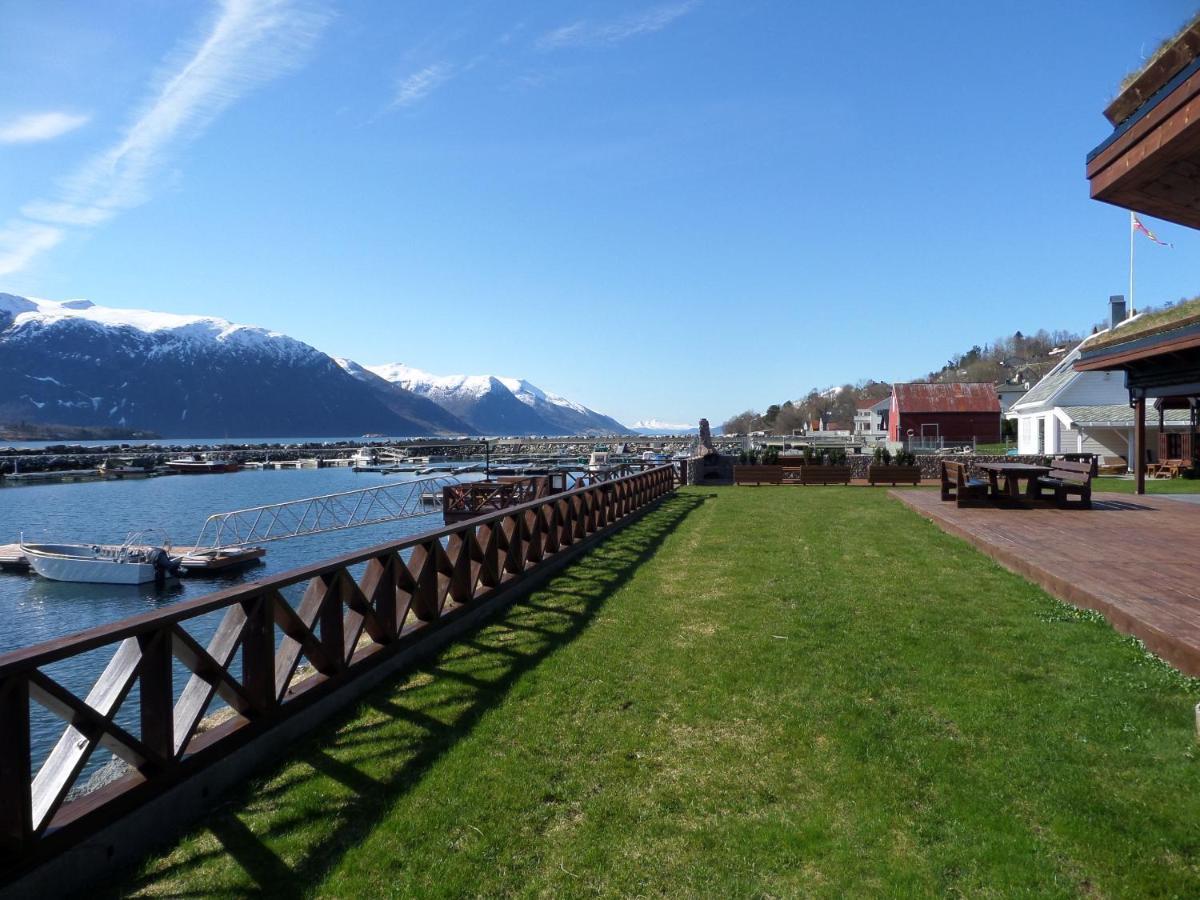 Solstrand Fjord Holiday Eidsvåg Εξωτερικό φωτογραφία
